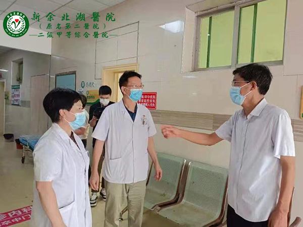 市卫健委领导走访慰问我院医务人员 — 喜迎医师节 慰问感人心