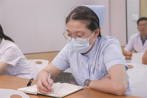 【学习贯彻党的二十届三中全会精神】市卫健委领导莅临我院讲授专题党课