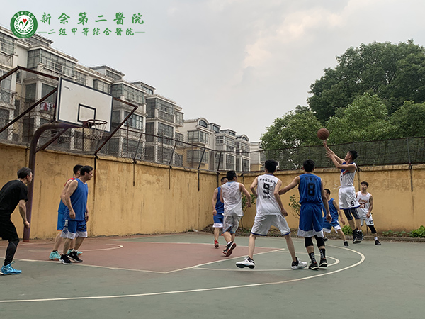 热烈庆祝新余第二医院第一届“健康杯” 篮球赛隆重举行