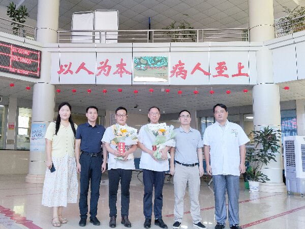 致敬白衣荣光，汇聚奋进力量|我院庆祝第八个中国医师节